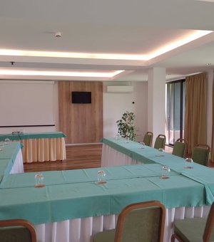 <p>Conference Room</p>
